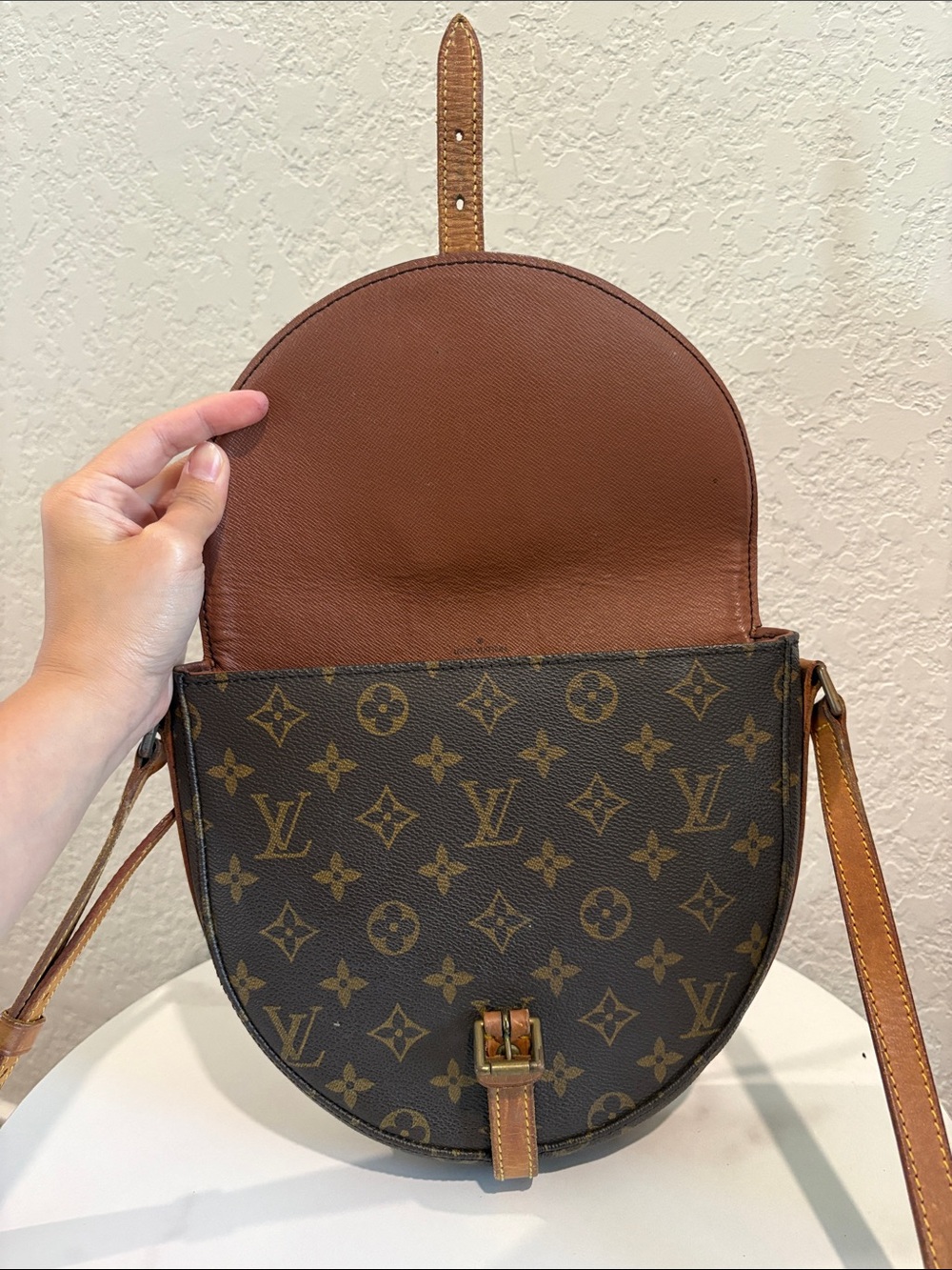 Louis Vuitton Monogram Canvas Crossbody Bag in Brown and Tan - Picture 3 of 16